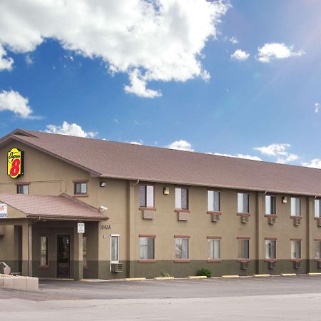 Super 8 By Wyndham Colby Motel Exterior photo